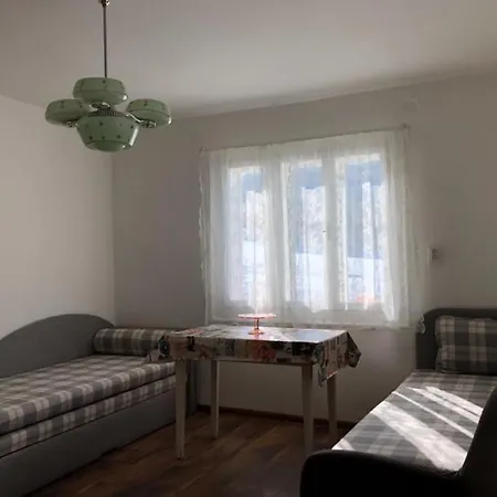 U Dedka Деревянный коттедж *